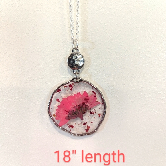 NEW Handmade pressed flower necklaces. - Picture 2 of 6